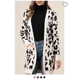 Tan leopard print cardigan 1X entro